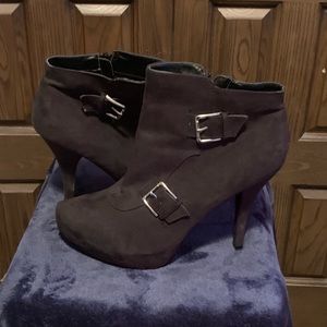 🖤 Black platform Booties🖤